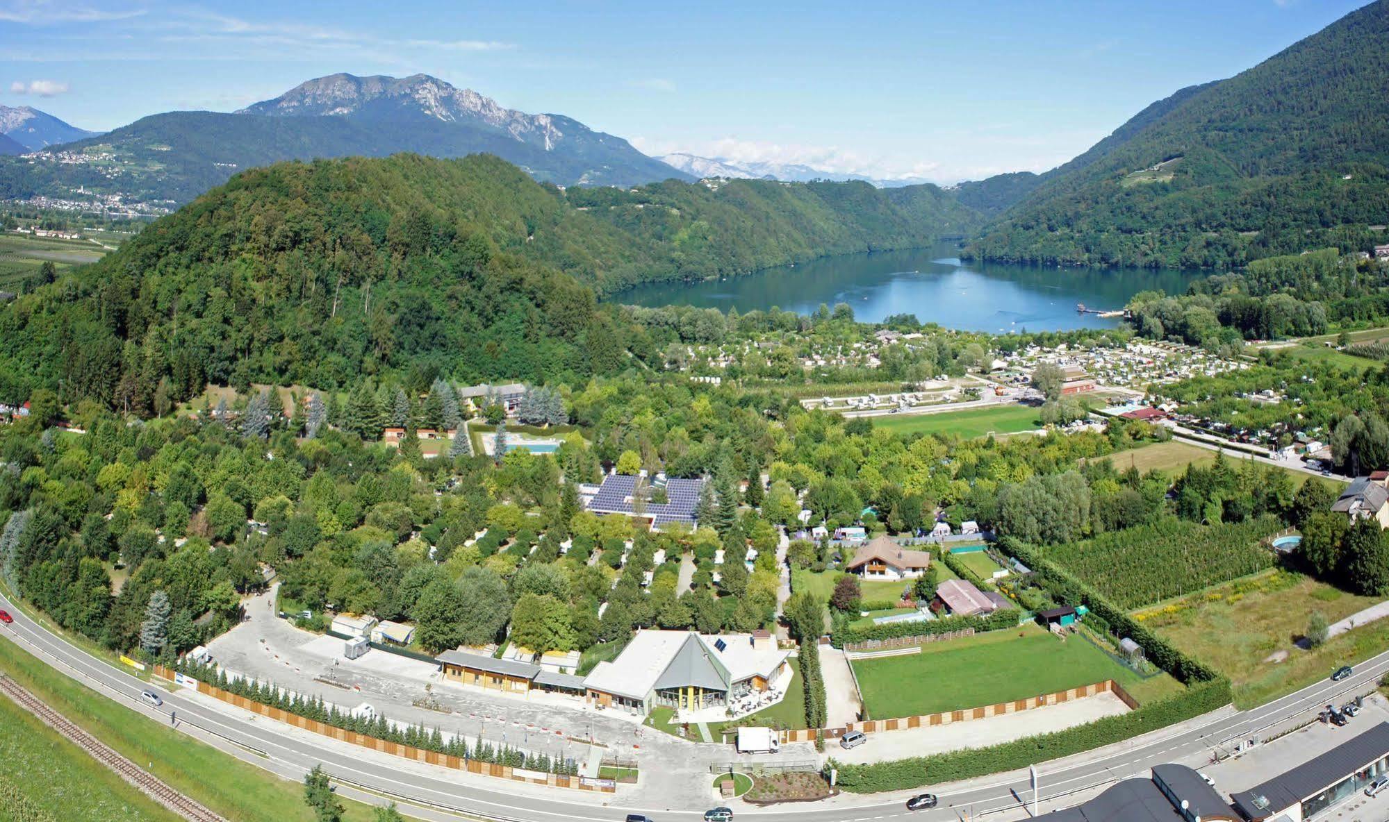 ホテル Club Del Sole Due Laghi Levico Family Collection レーヴィコ・テルメ エクステリア 写真
